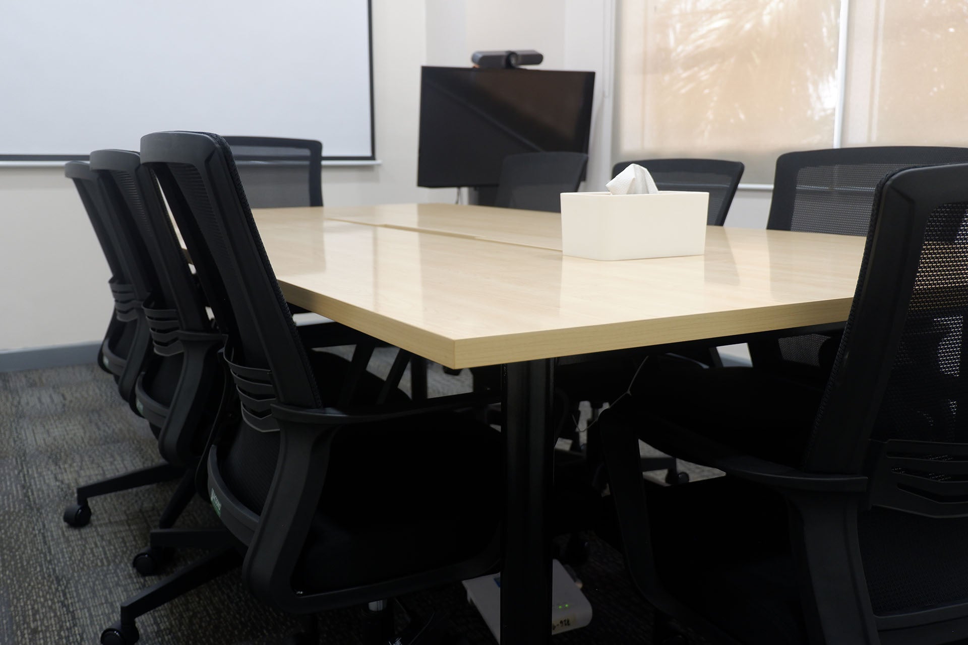 <strong>The Twin boards:</strong> Minimal Design for Professional Meetings